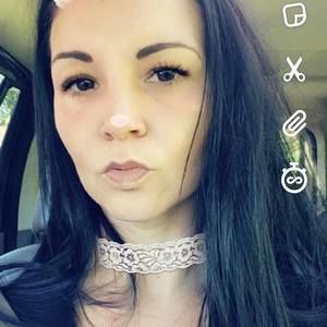 Meet your Posher, Holly